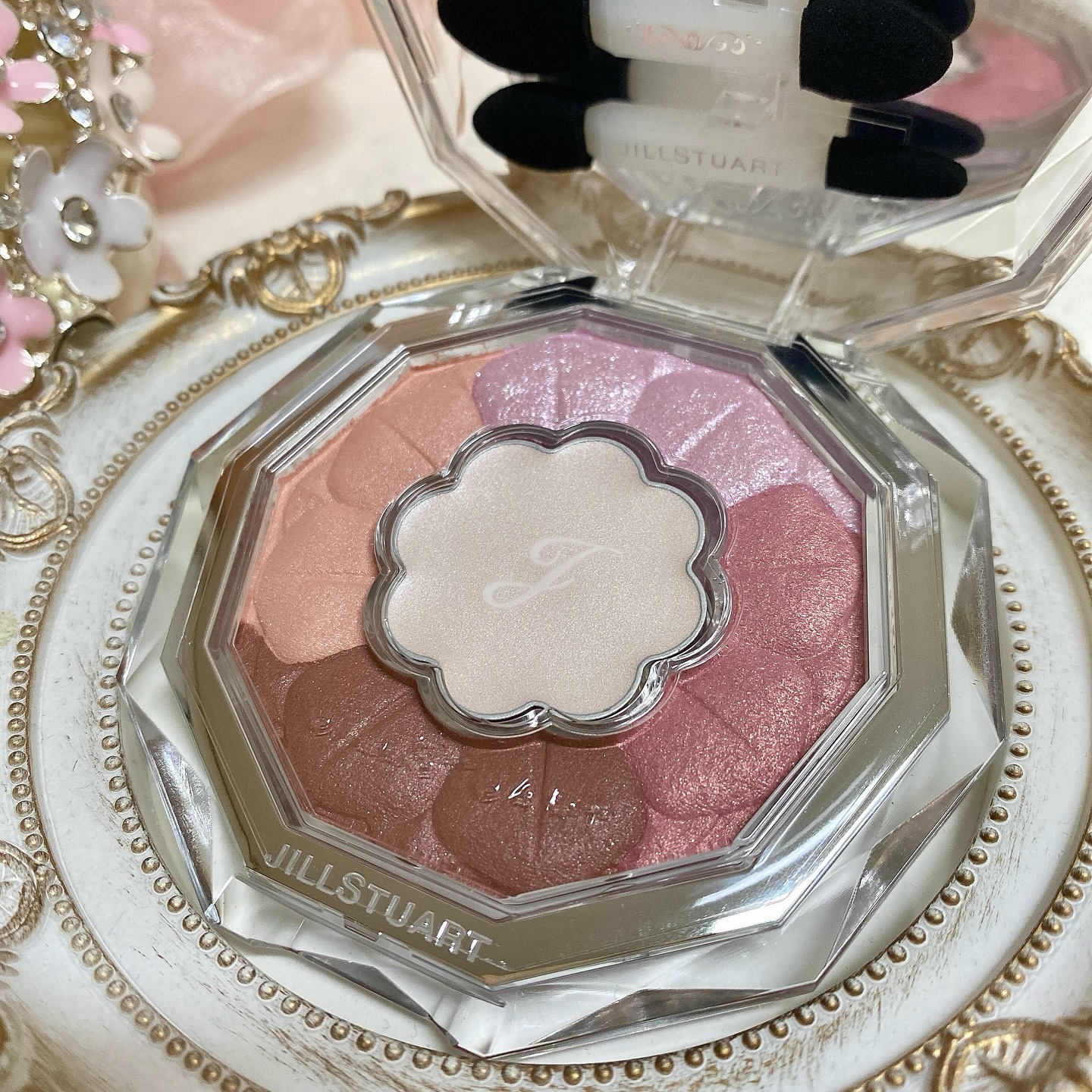 ジルスチュアート ブルームクチュール アイズ/JILL STUART/アイシャドウパレットを使ったクチコミ（2枚目）