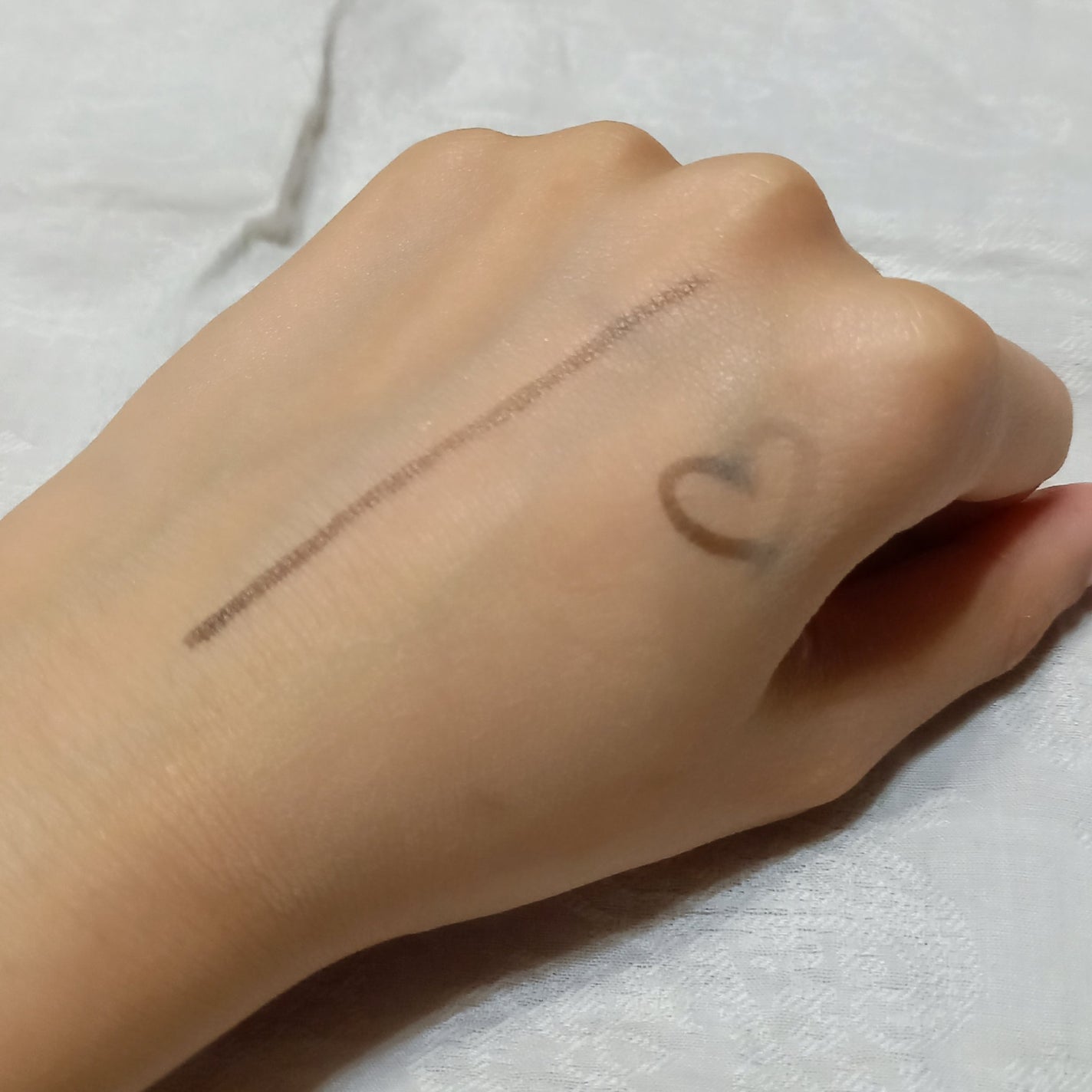 プリズム・リーブル・スキンケアリング・マット/GIVENCHY/リキッドファンデーションを使ったクチコミ(7枚目)