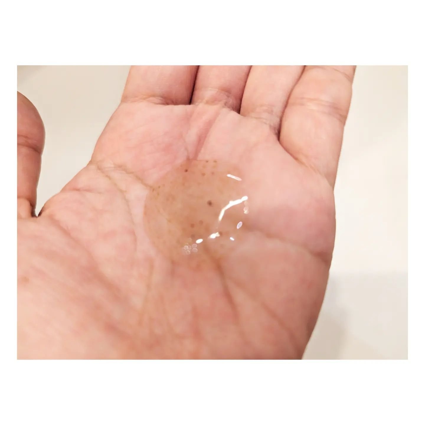 スクラブボディーウォッシュ/KUNDAL/ボディスクラブを使ったクチコミ（3枚目）