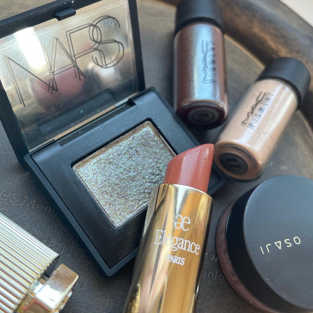 ピグメント ネイキッド(ミニ)/M・A・C/単色アイシャドウを使ったクチコミ（1枚目）