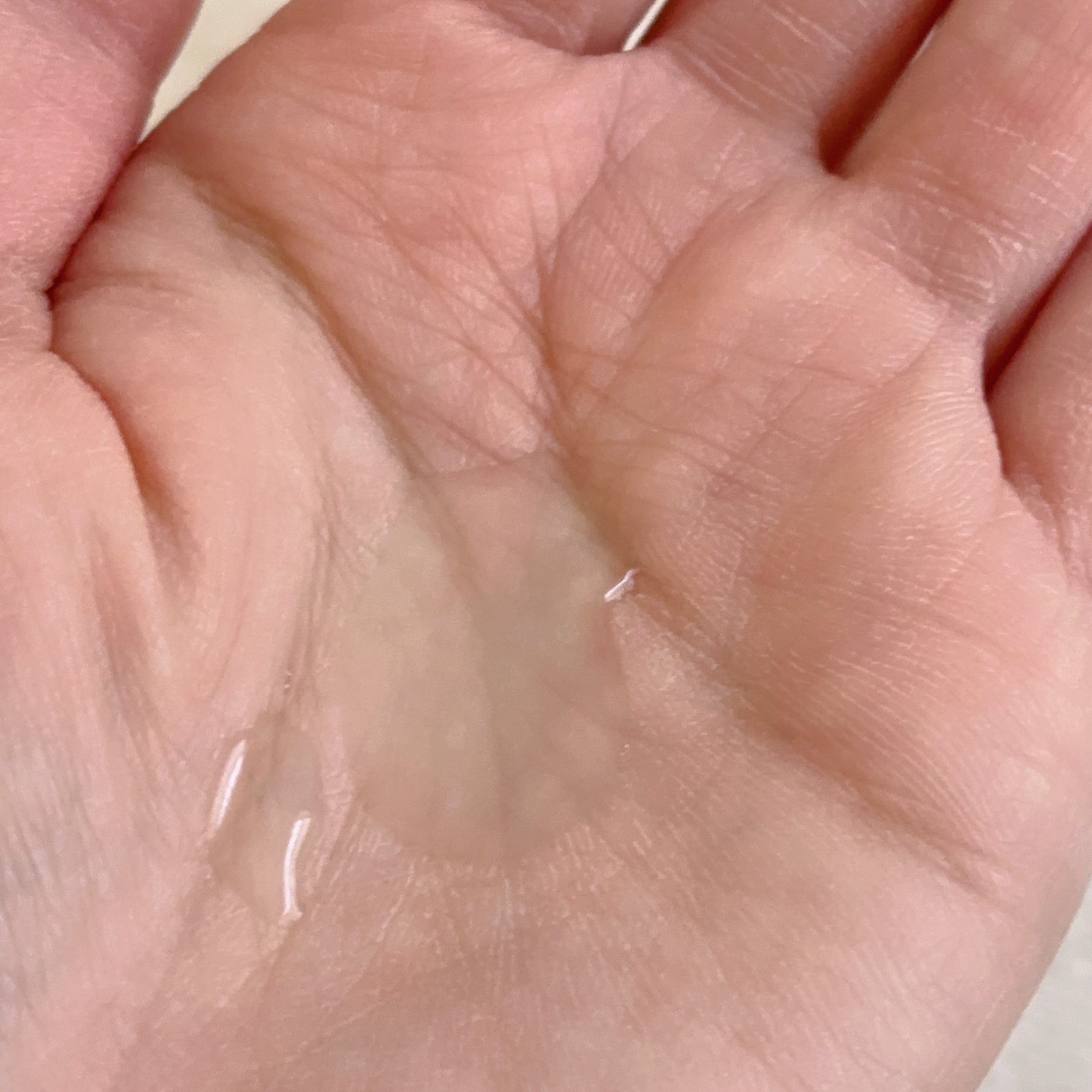 ブルーリリーフトナー/EMROSÉ/化粧水を使ったクチコミ（3枚目）