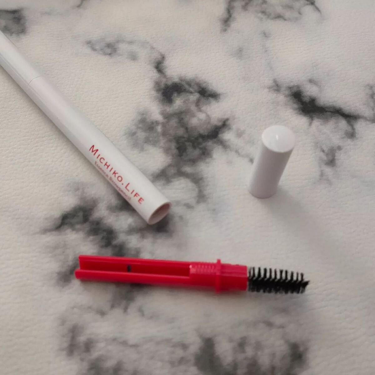 エッセンスブロウペンシル/MICHIKO.LIFE/アイブロウペンシルを使ったクチコミ(3枚目)