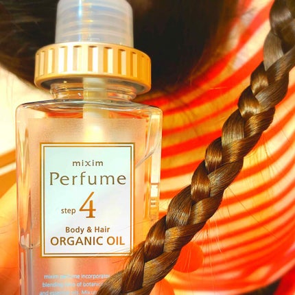 mixim Perfume シア美容 オイルミストのクチコミ「オイルは扱いにくくてなんとなく避けてしまいがち。
このミクシムのオイルはミストタイプのオイルな.....」(1枚目)