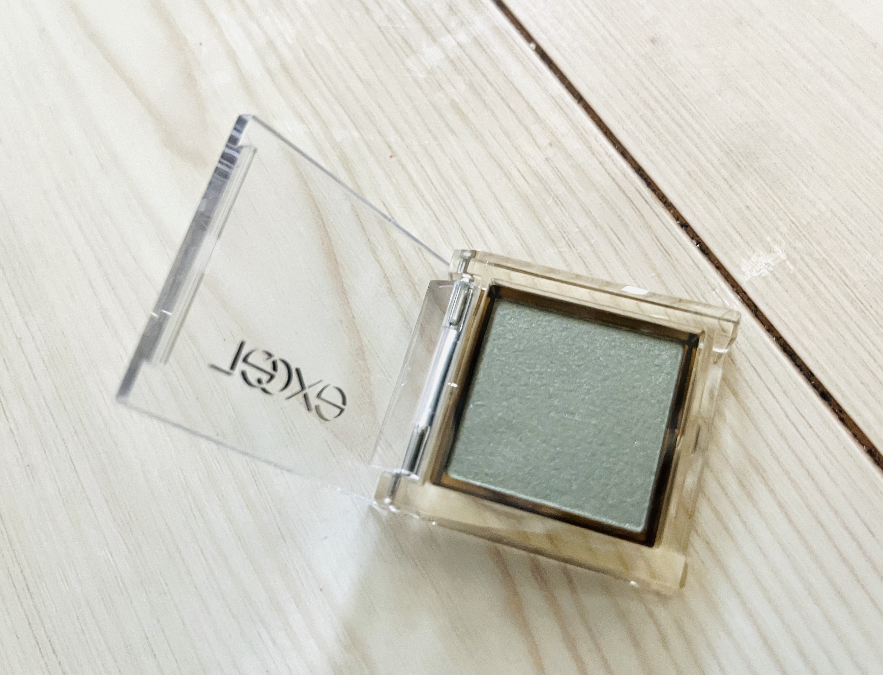 アイプランナー/excel/単色アイシャドウを使ったクチコミ（1枚目）