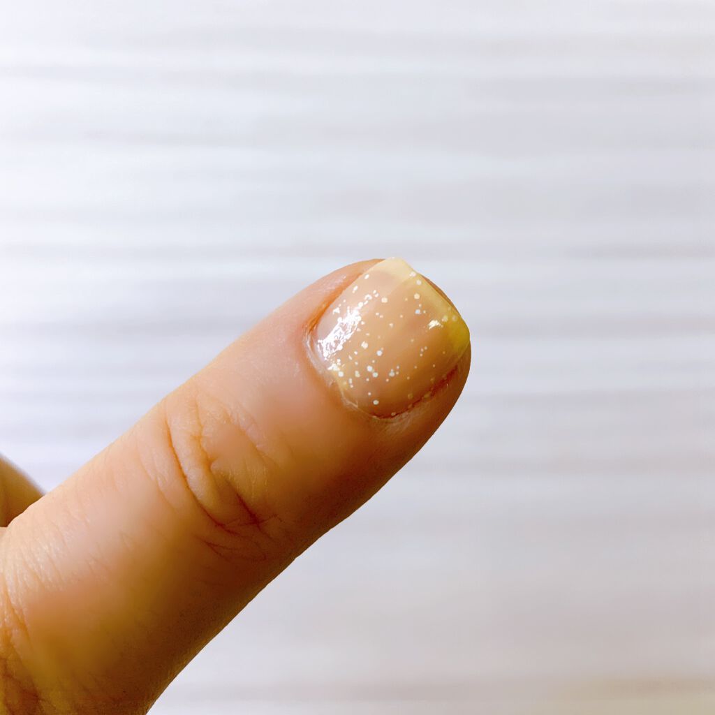 ネイルホリック パステルスノー/ネイルホリック/マニキュアを使ったクチコミ(4枚目)