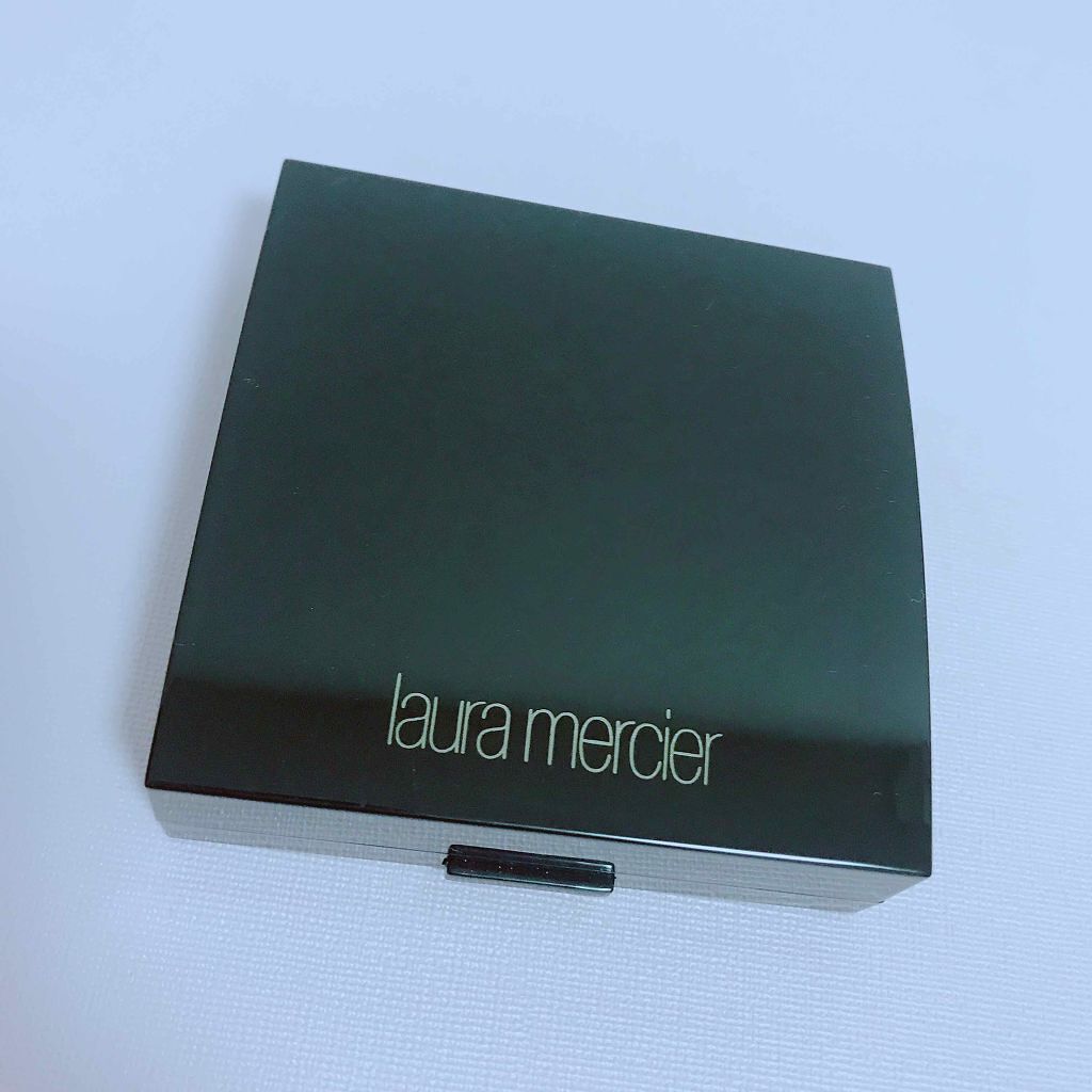 マットラディアンス ベイクドパウダー ハイライト01/ローラ メルシエ/パウダーハイライトを使ったクチコミ(1枚目)