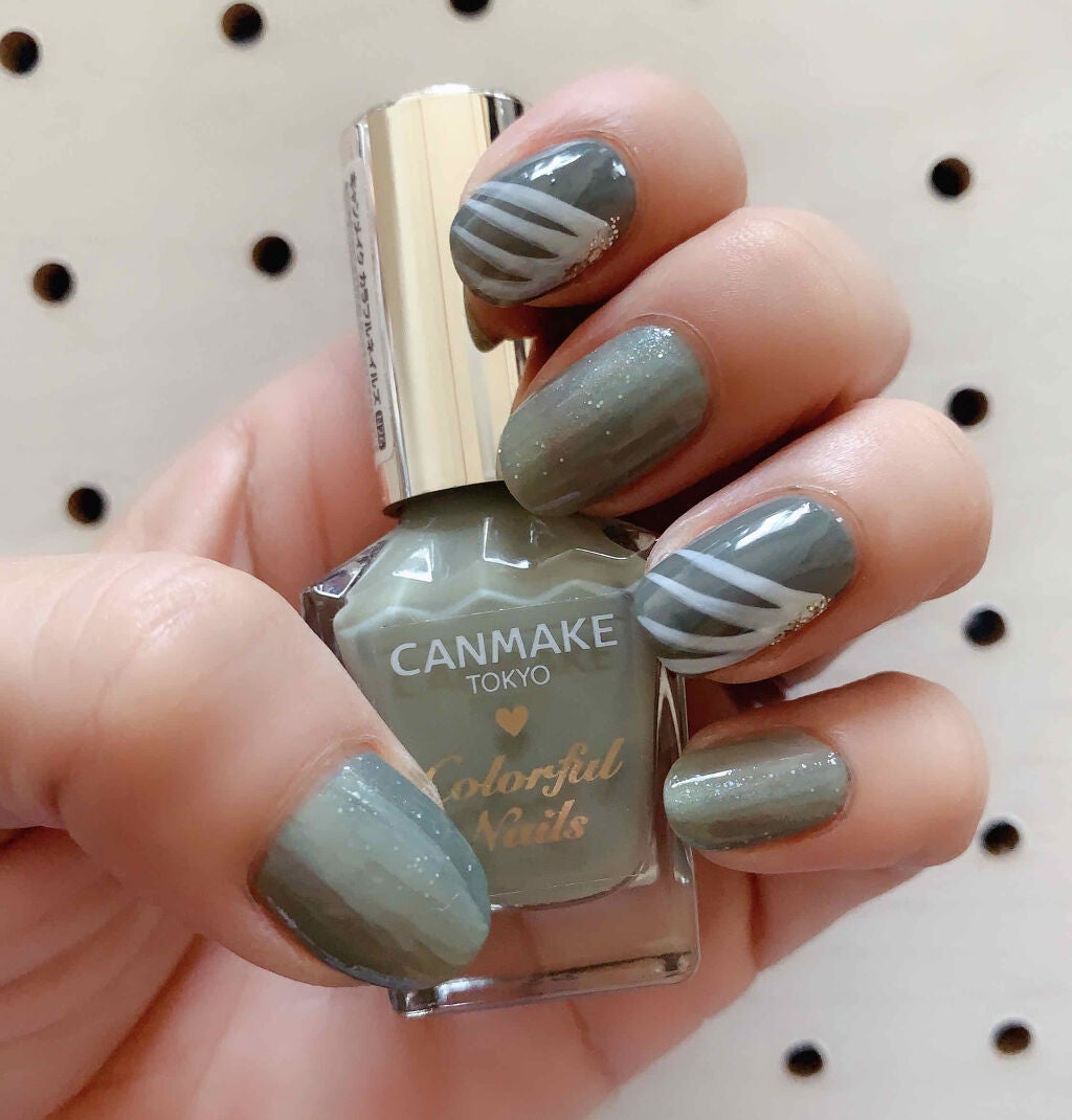 カラフルネイルズ/キャンメイク/マニキュアを使ったクチコミ(5枚目)
