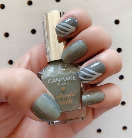 カラフルネイルズ/キャンメイク/マニキュアを使ったクチコミ(5枚目)