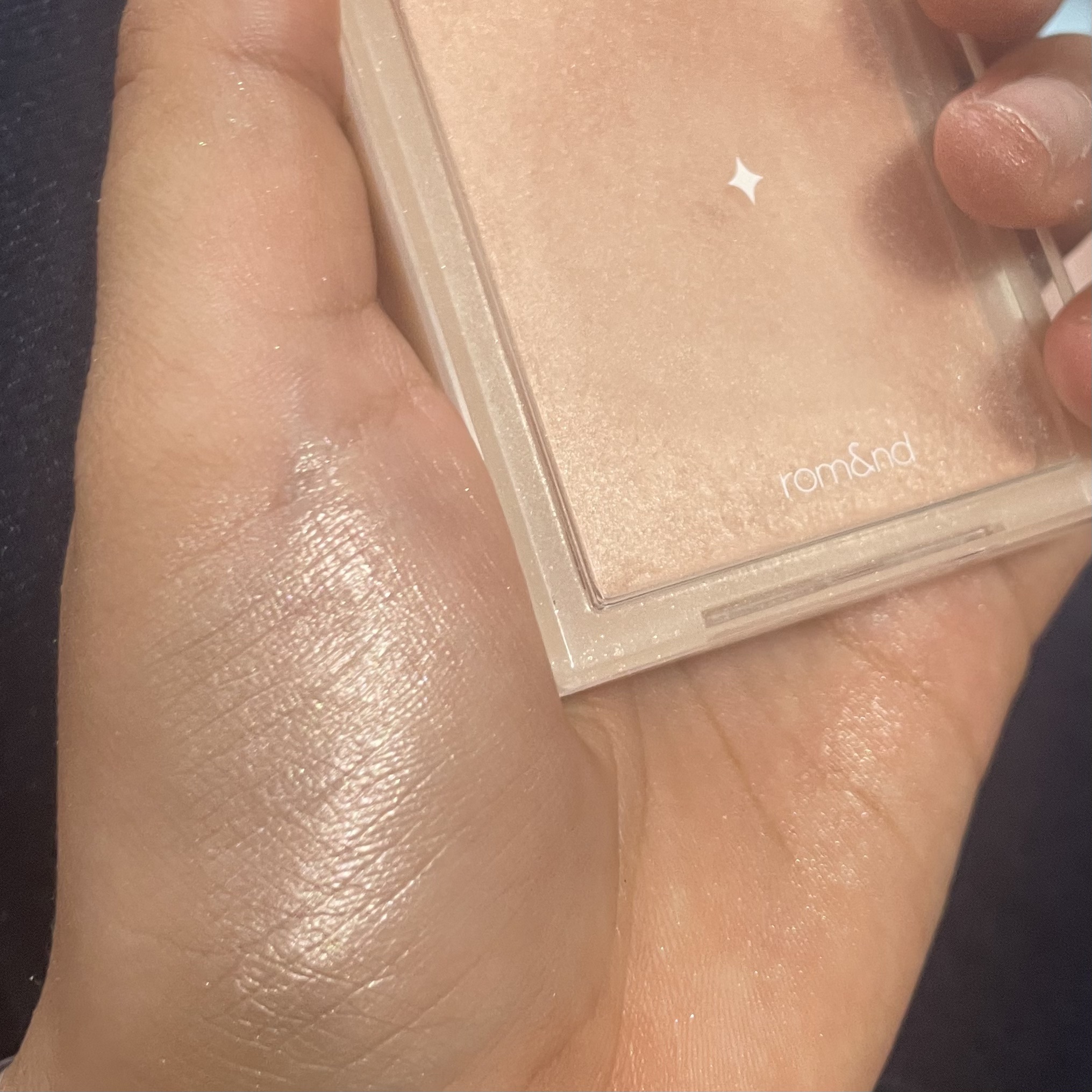 ヴェールライター/rom&nd/パウダーハイライトを使ったクチコミ（2枚目）