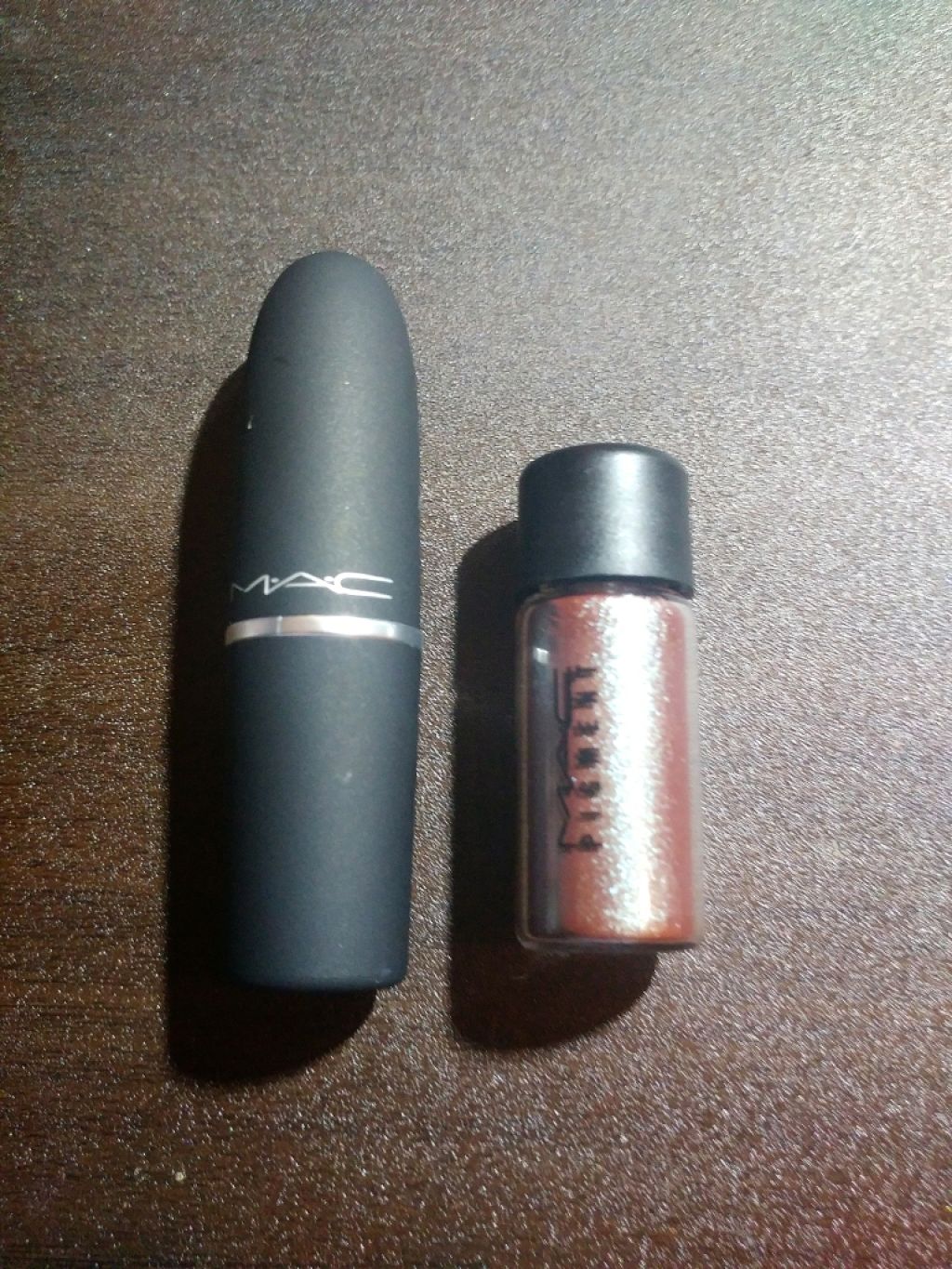 ピグメント/M・A・C/単色アイシャドウを使ったクチコミ（1枚目）