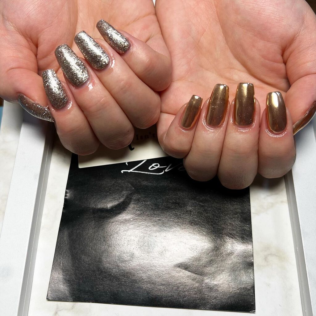 cst on LIPS 「#glitternails#glitter#mirrornai..」(3枚目)