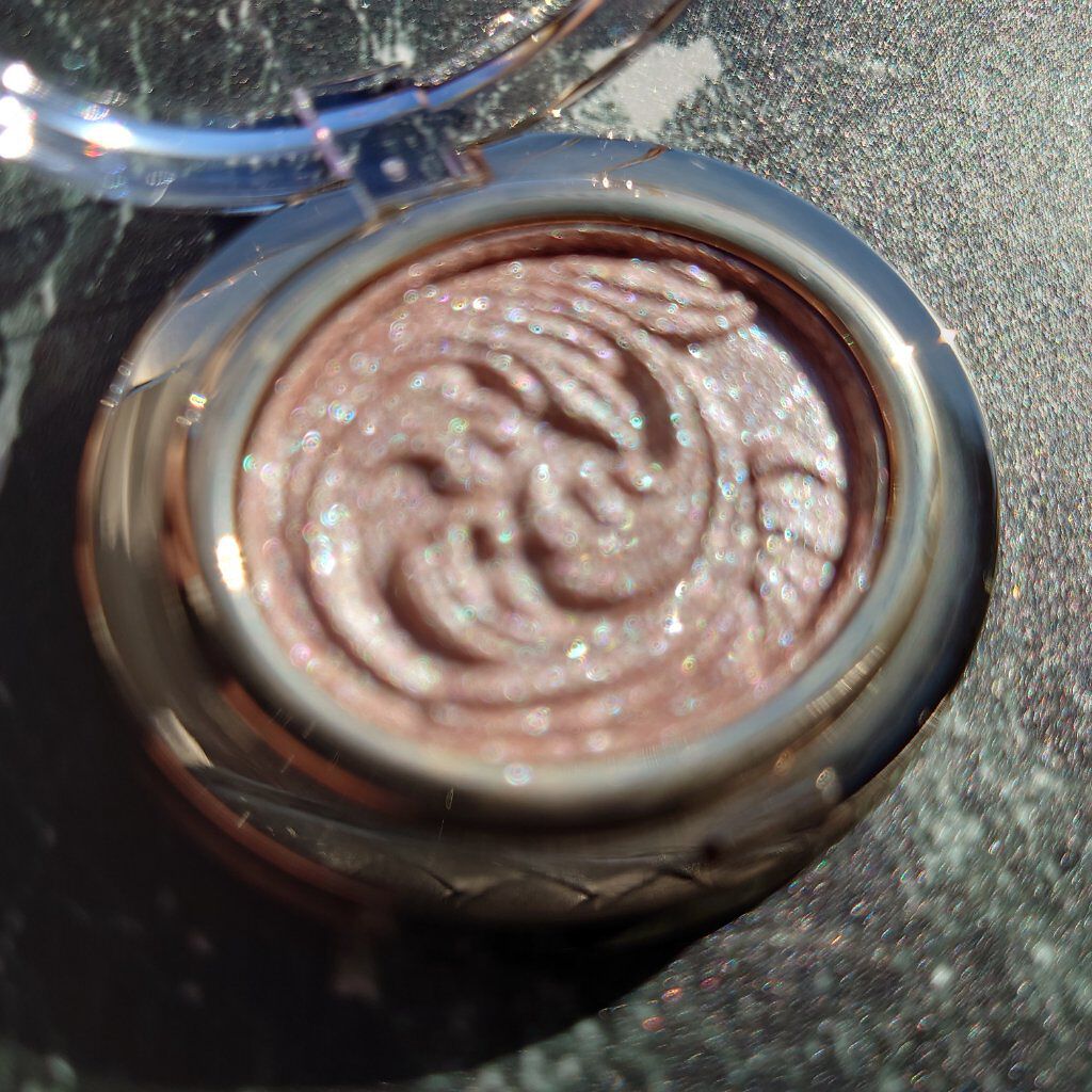 A Holiday Fable Metal Fantasy Eyeshadow/KIKO/単色アイシャドウを使ったクチコミ（3枚目）