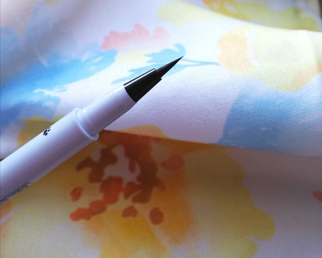 ピメル パーフェクトリキッドライナー/pdc/リキッドアイライナーを使ったクチコミ(2枚目)