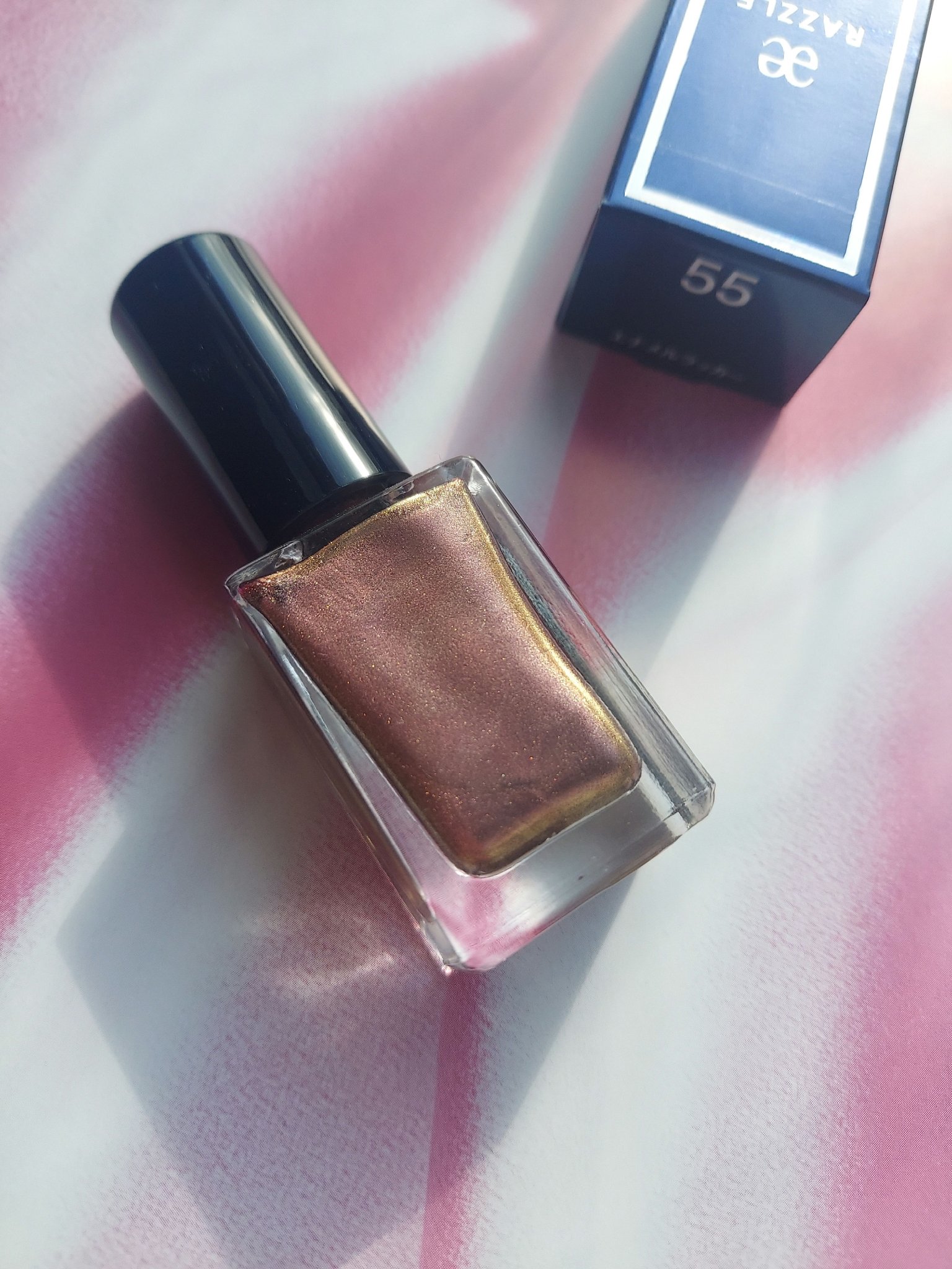 エレガンス ラズル エナメルラッカー/エレガンス ラズル /マニキュアを使ったクチコミ（2枚目）