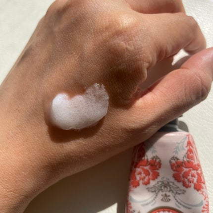 ヘッドスクラブ リプレニッシング(ゼラニウム) 90g/SABON/ヘッドスクラブを使ったクチコミ(2枚目)