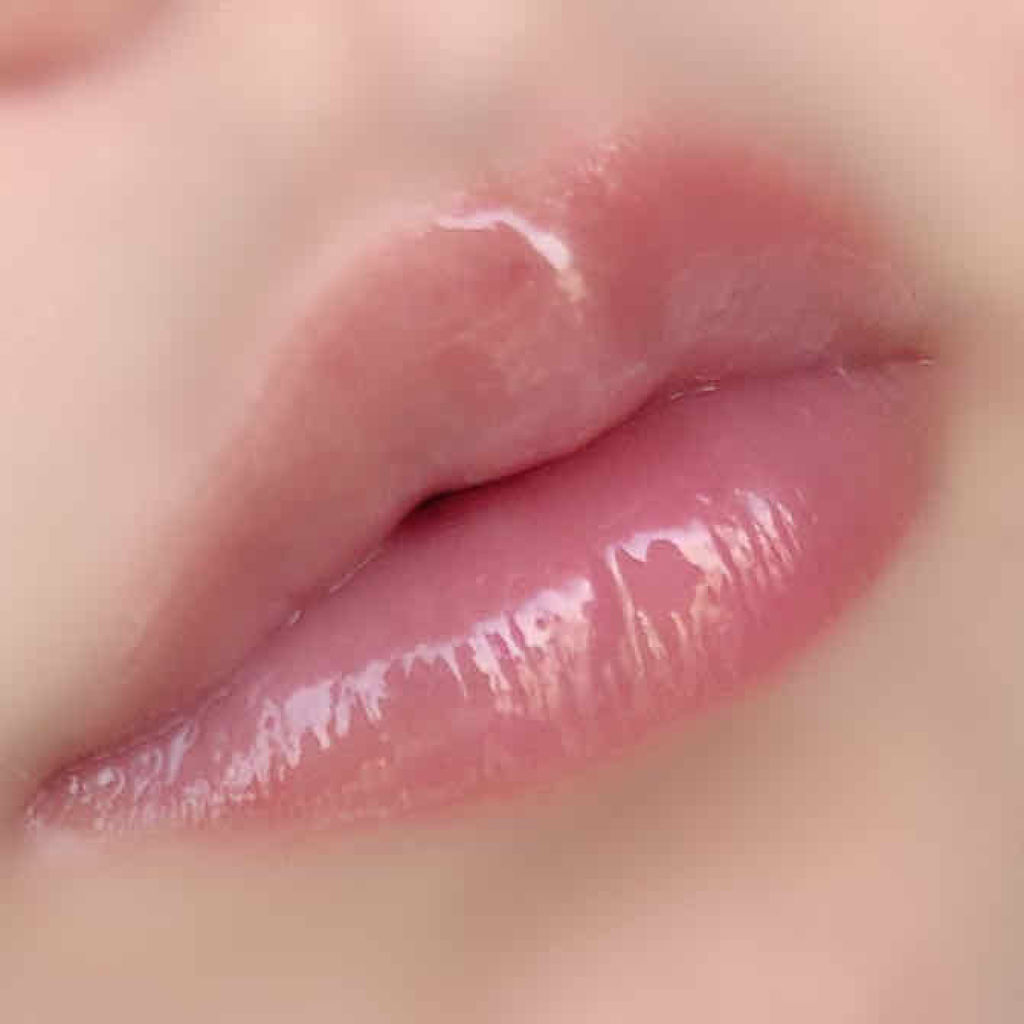 薬用リップエッセンス a/ettusais/リップケアを使ったクチコミ（2枚目）