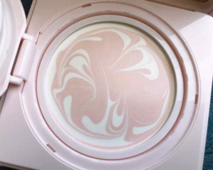 ランタンポレル ブロッサム クリーム コンパクト/GIVENCHY/化粧下地を使ったクチコミ(2枚目)