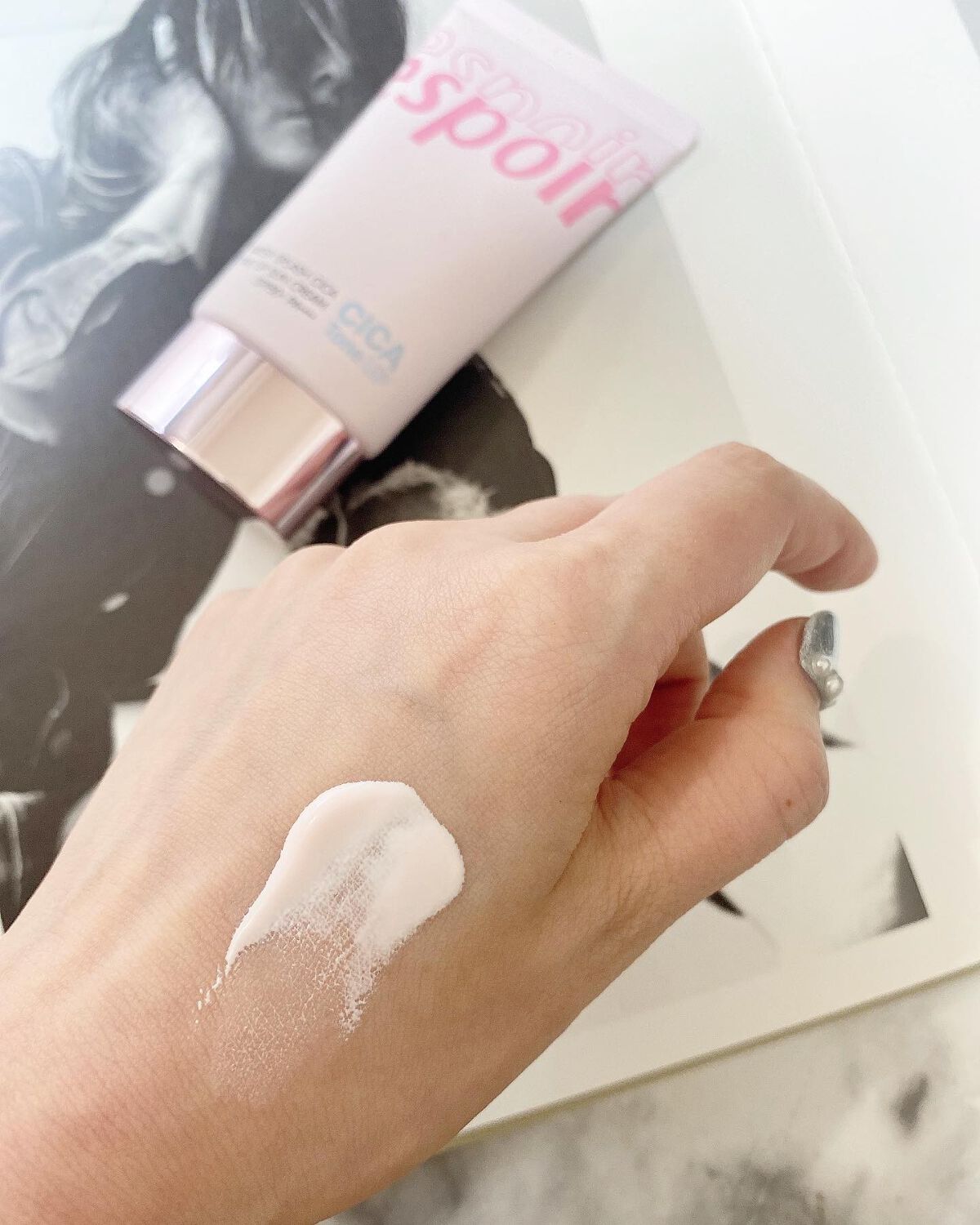 ウォータースプラッシュシカトーンアップクリーム/espoir/化粧下地を使ったクチコミ（2枚目）