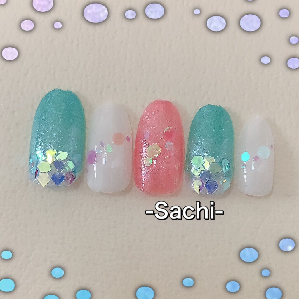 カラフルネイルズ/キャンメイク/マニキュアを使ったクチコミ(2枚目)