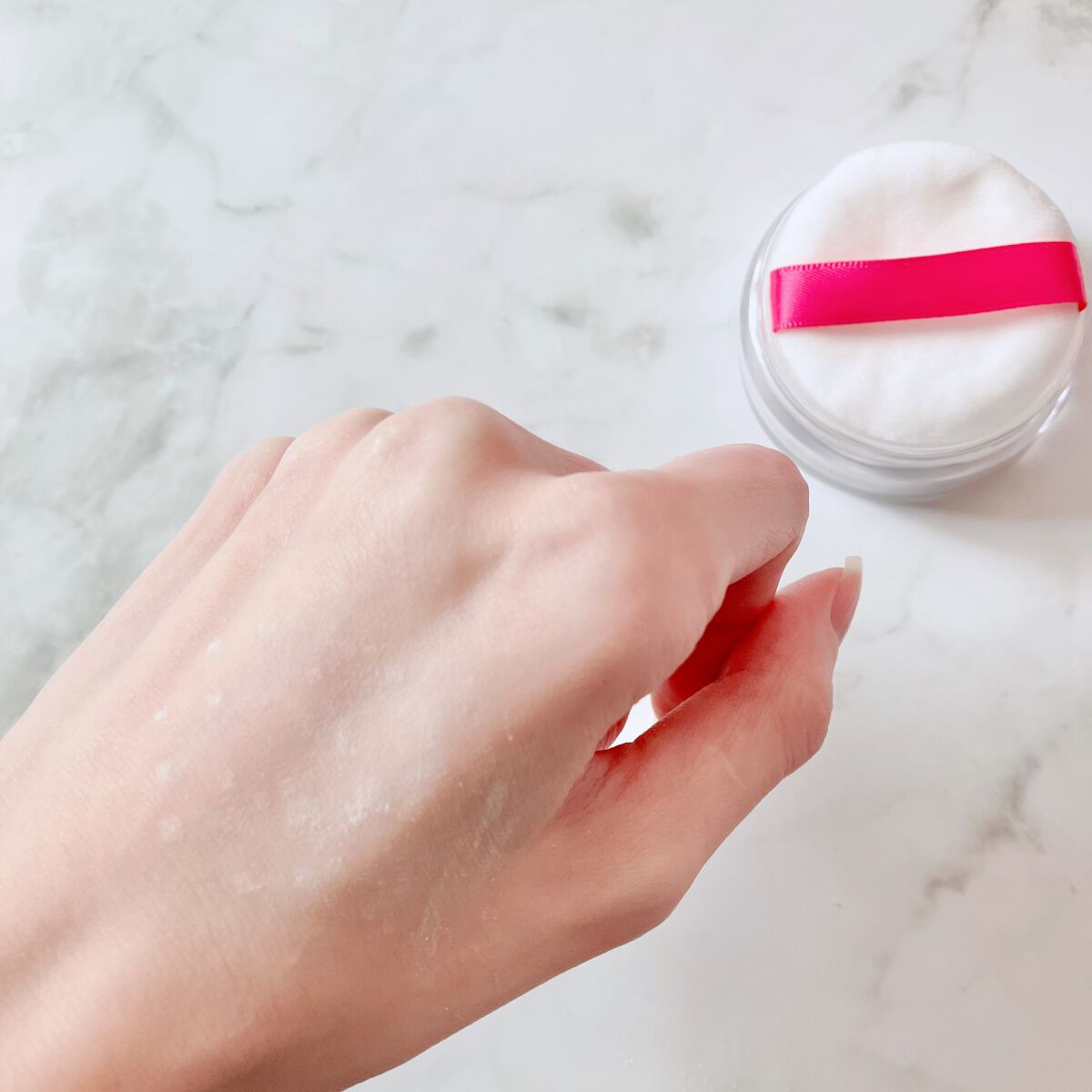 メイク キープ パウダー/コーセーコスメニエンス/ルースパウダーを使ったクチコミ（3枚目）