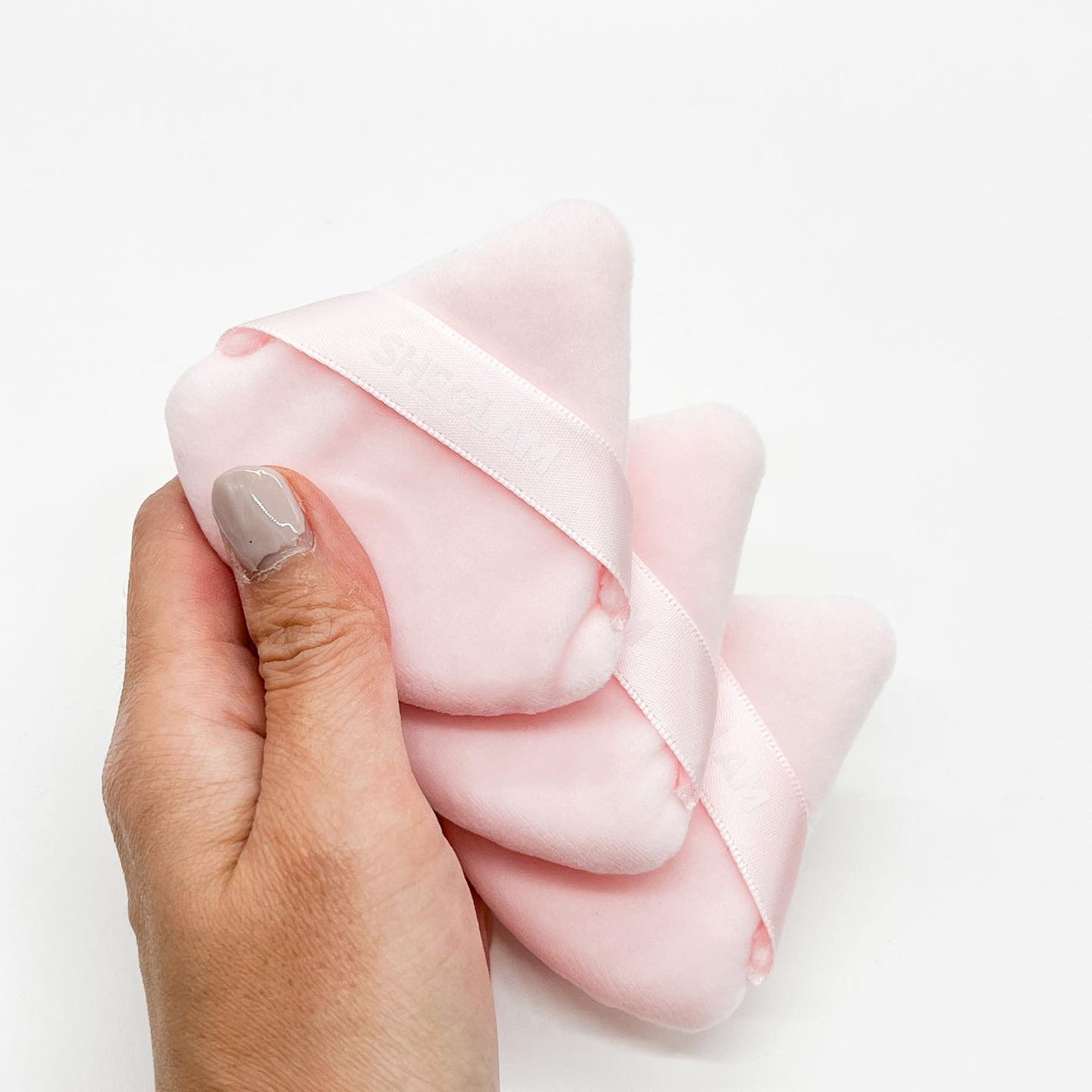 りぴ☆Webライター on LIPS 「こんばんわ🌙今日は、SHEGLAMニューシェード・インスタ・レ..」(2枚目)