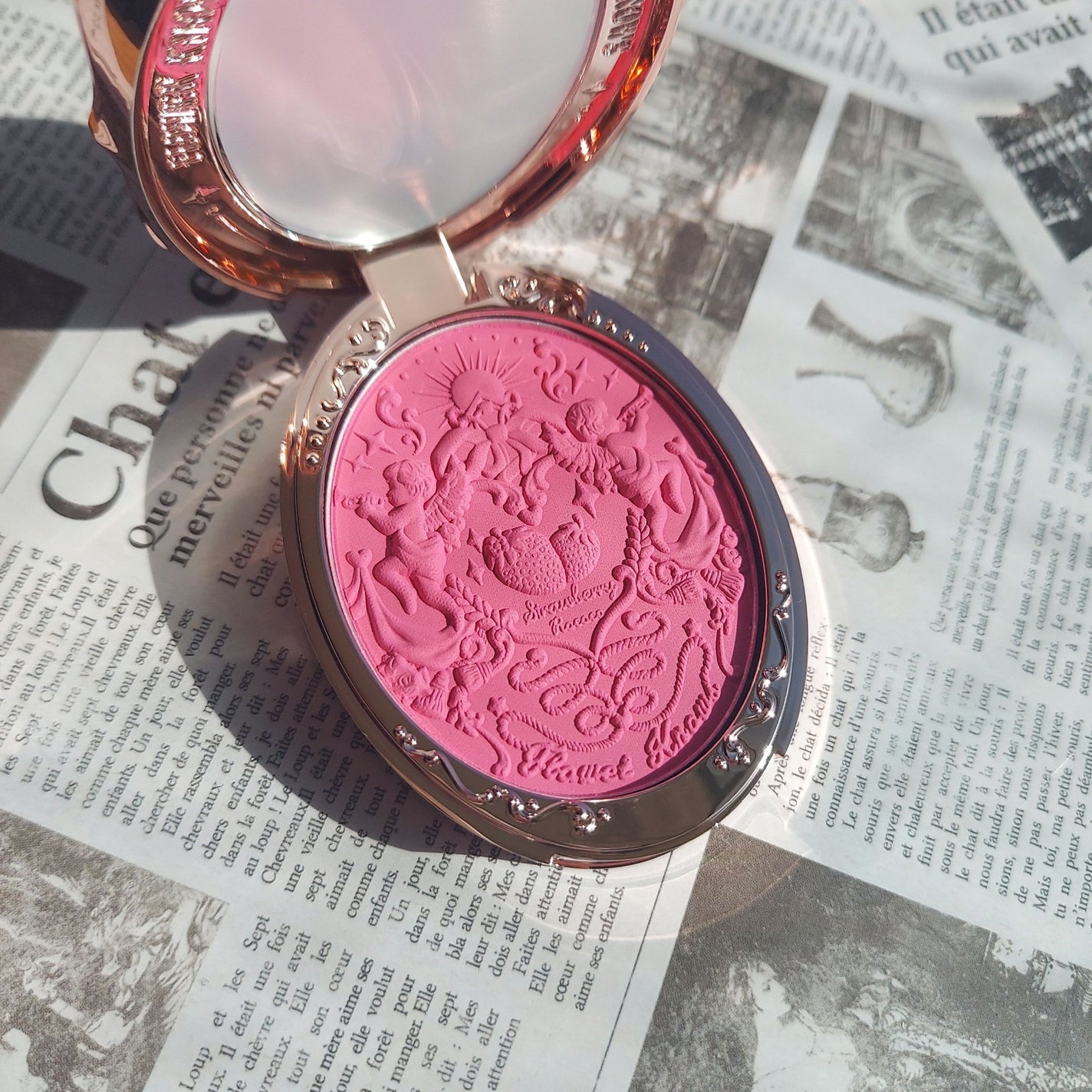 ストロベリーロココ チークブラッシュ/FlowerKnows/パウダーチークを使ったクチコミ(2枚目)