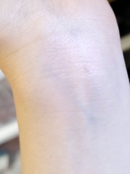 ドレープド シマーグロウ/excel/パウダーハイライトを使ったクチコミ(3枚目)