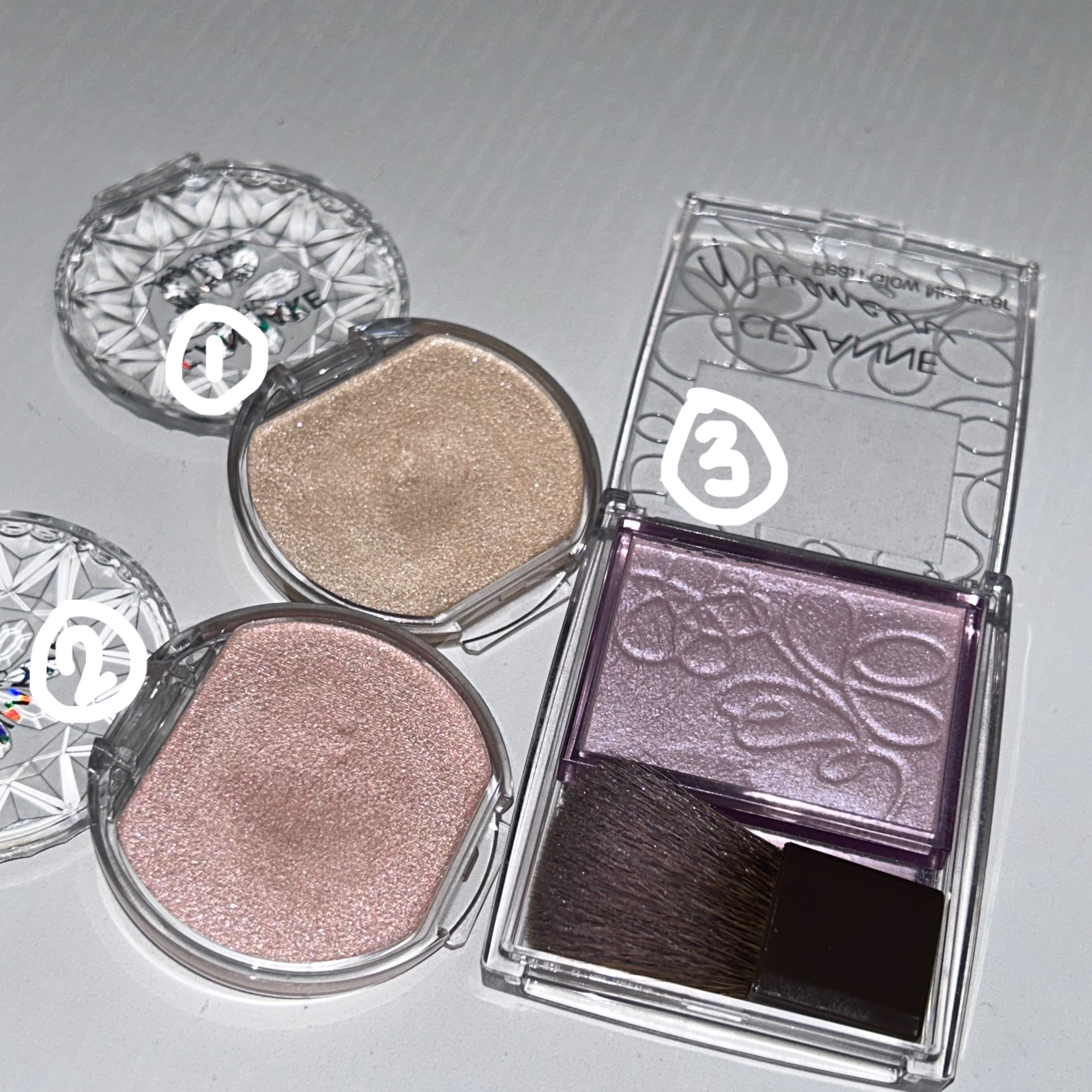 パールグロウニュアンサー/CEZANNE/パウダーハイライトを使ったクチコミ（2枚目）