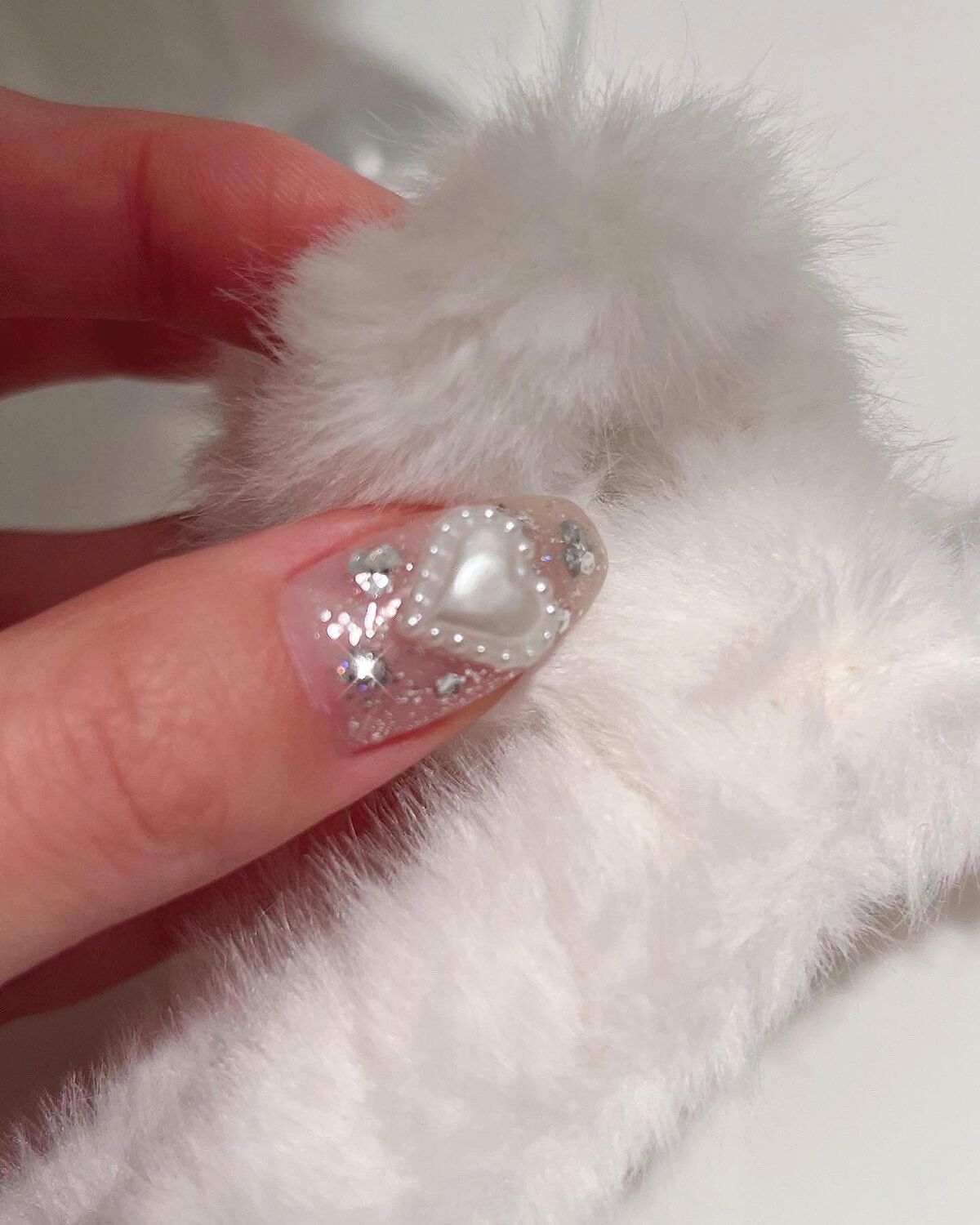 mai🍑フォロバ100% on LIPS 「12月のネイル🤍#キラキラネイル#冬ネイル#ネイル_冬#ジェル..」(4枚目)