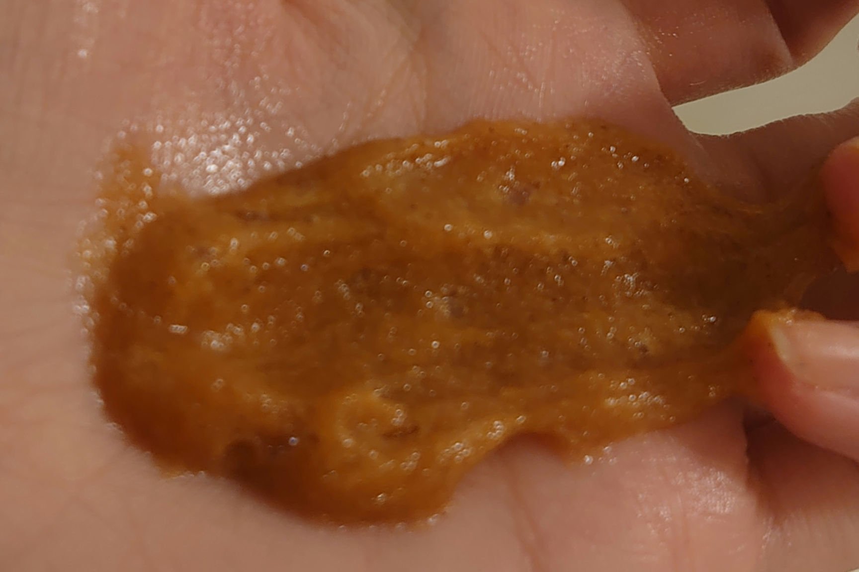 セラピースカルプスケーリングスクラブ/plu/ヘッドスクラブを使ったクチコミ（3枚目）