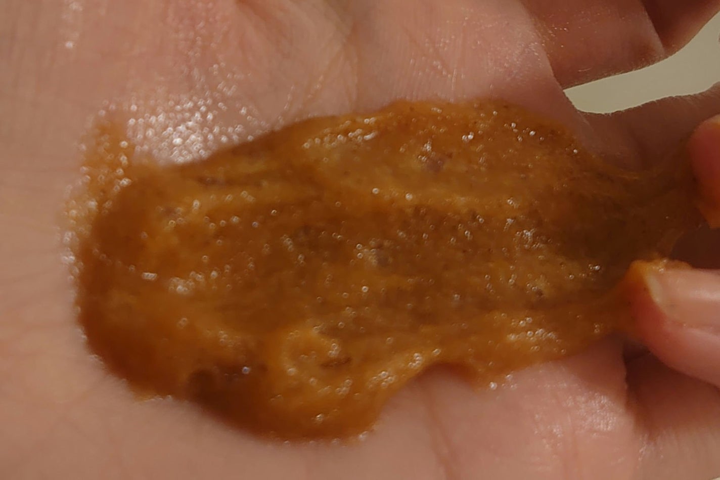 セラピースカルプスケーリングスクラブ/plu/ヘッドスクラブを使ったクチコミ(3枚目)