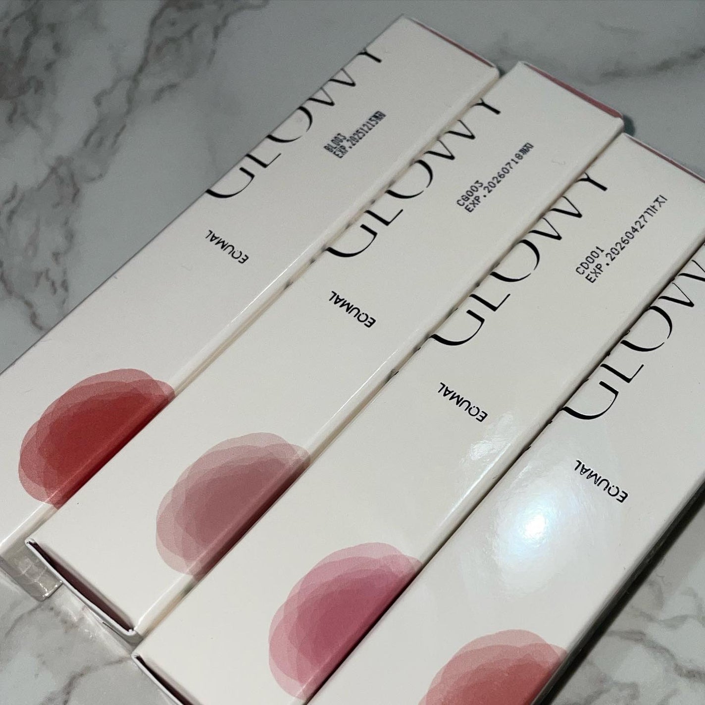 ノンセクショングローリーティント/EQUMAL/リップティントを使ったクチコミ(2枚目)