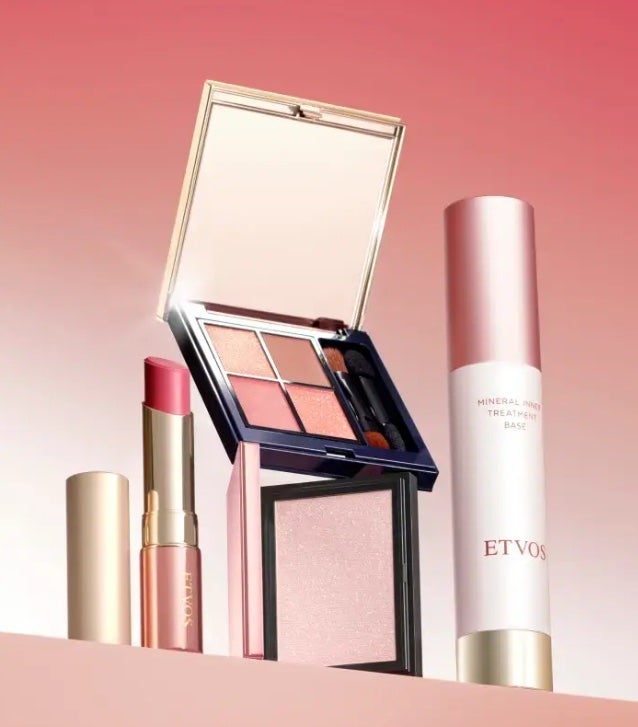 ホリデーコフレ2023〈ジョイピンク〉/エトヴォス/メイクアップキットを使ったクチコミ(1枚目)