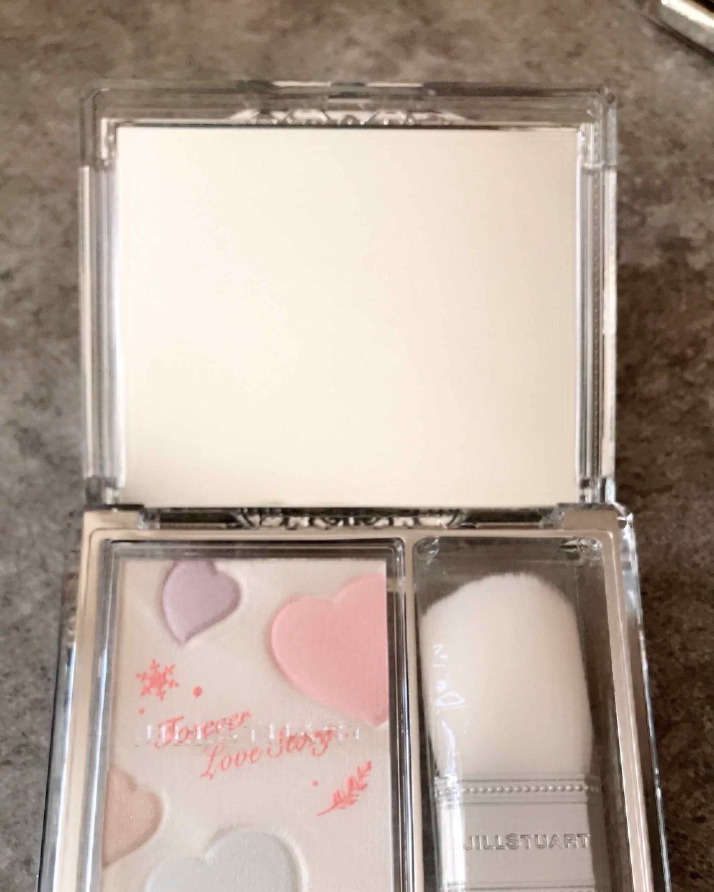 ホワイトラブストーリー コレクション (クリスマスコフレ 2018)/JILL STUART/メイクアップキットを使ったクチコミ（2枚目）