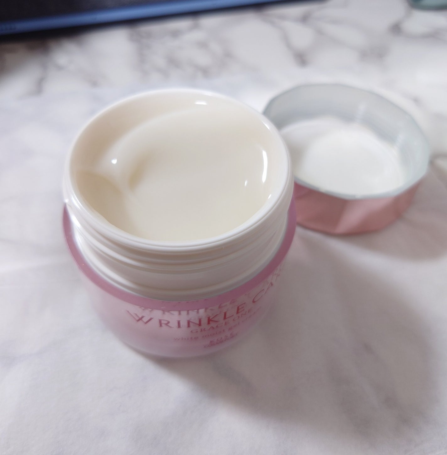 リンクルケア ホワイト モイストジェルクリーム/グレイスワン/オールインワン化粧品を使ったクチコミ(2枚目)