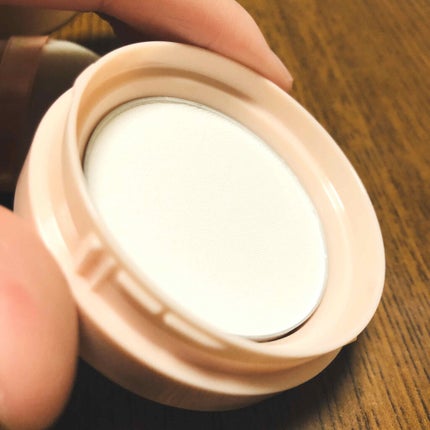 アクメディカ 薬用 フェイスパウダー クリア/ナリスアップ/パウダーファンデーションを使ったクチコミ(4枚目)