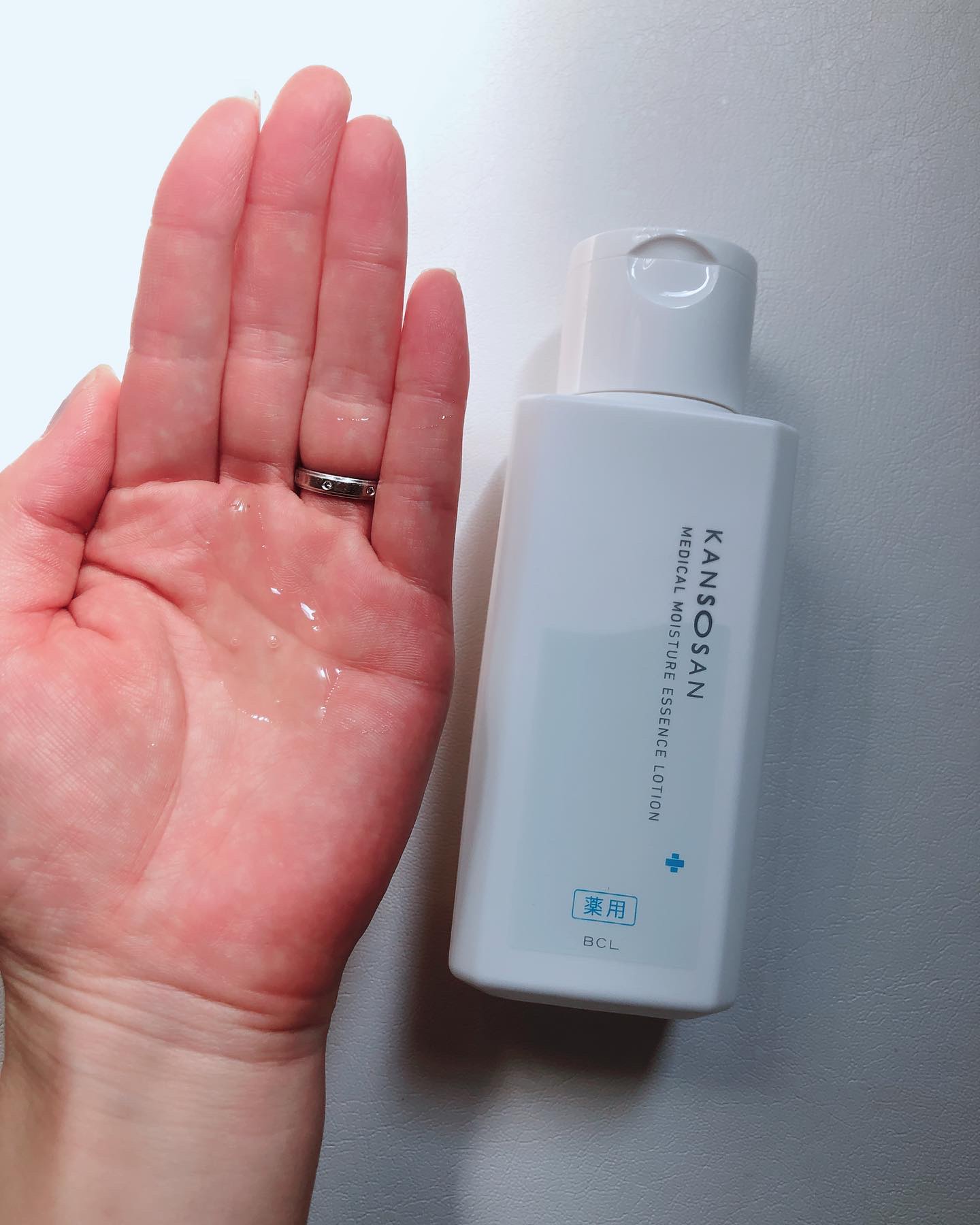 乾燥さん 薬用しっとりクリーム 【医薬部外品】/乾燥さん/フェイスクリームを使ったクチコミ（3枚目）