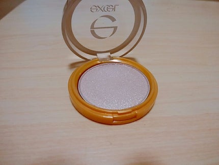 シャイニーシャドウ N/excel/単色アイシャドウを使ったクチコミ(2枚目)