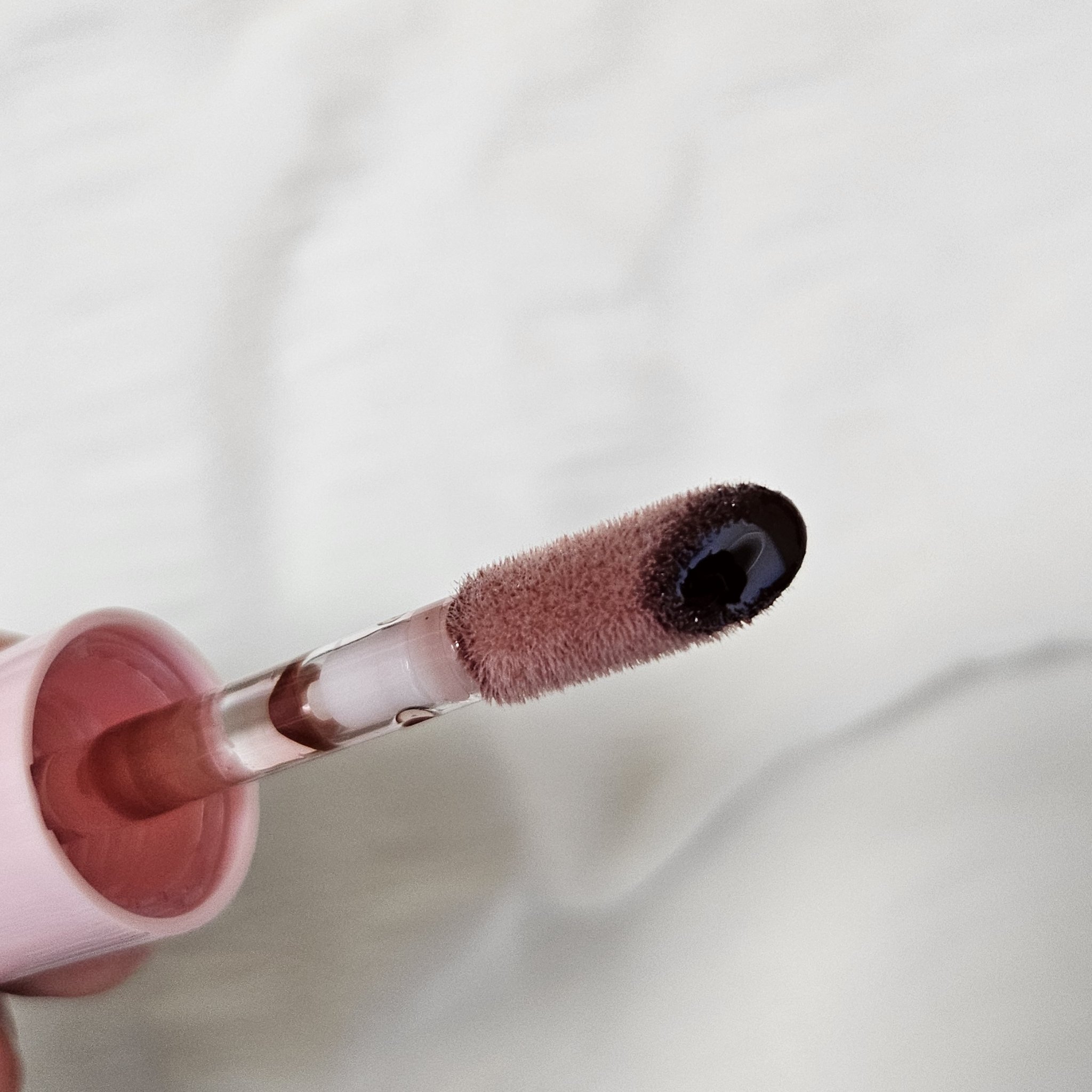 インク グラスティング リップ グロス/PERIPERA/リップグロスを使ったクチコミ（3枚目）