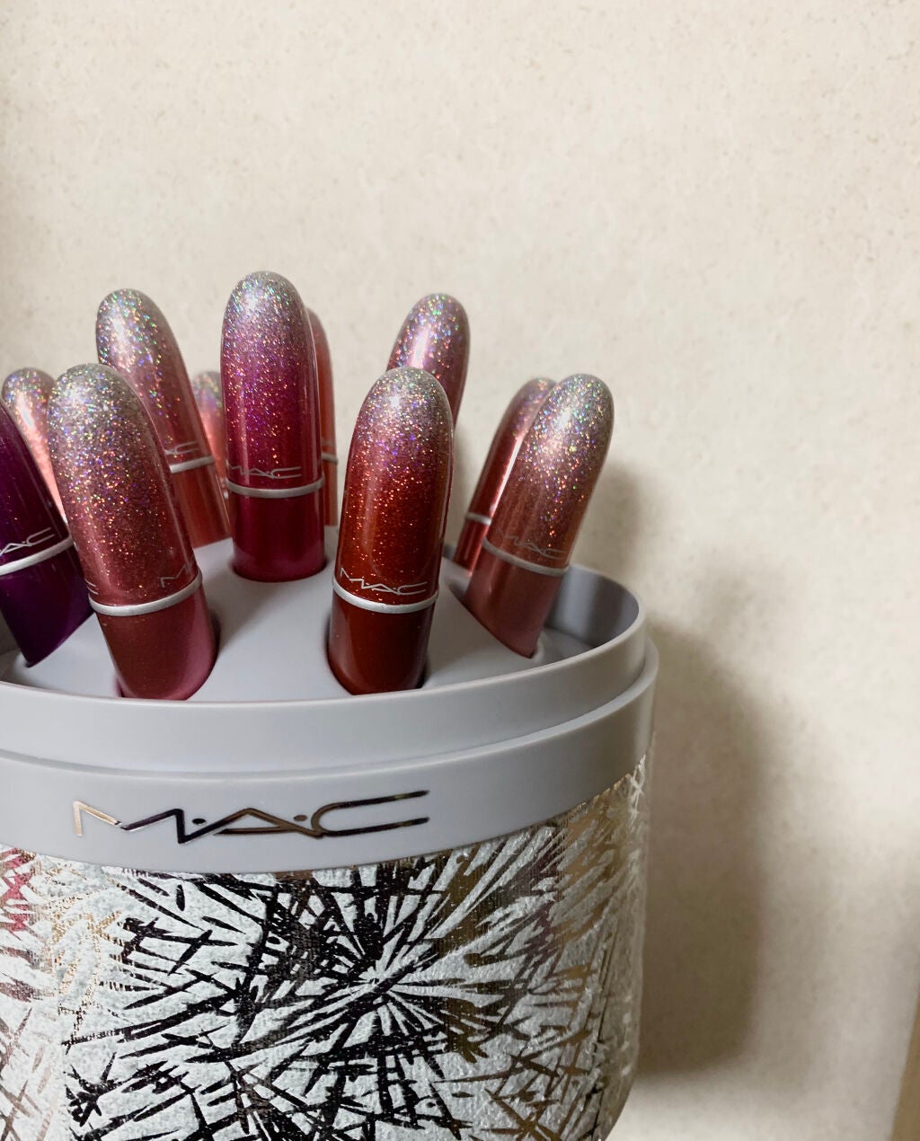 シュアファイア ヒット ミニ リップスティック × 12 ボールト/M・A・C/口紅を使ったクチコミ(1枚目)