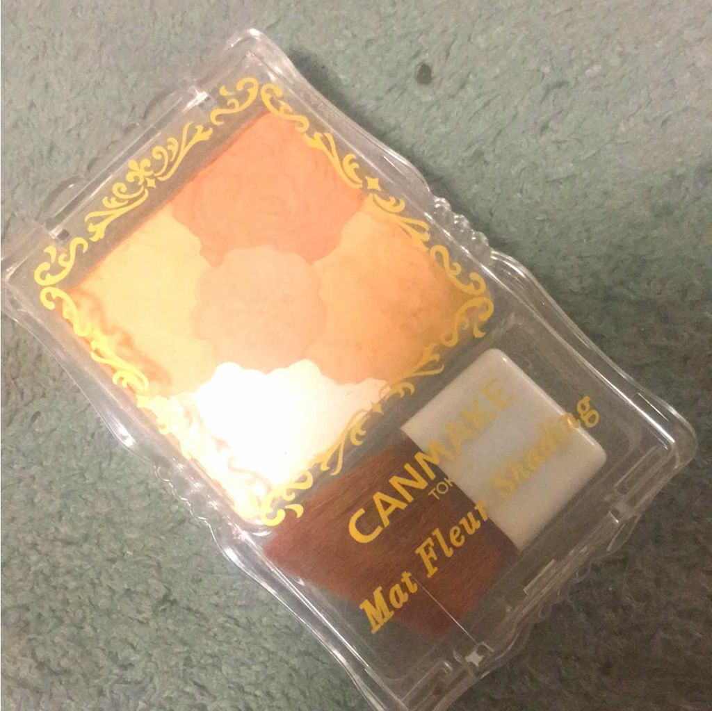 グロウフルールハイライター/キャンメイク/パウダーハイライトを使ったクチコミ(1枚目)