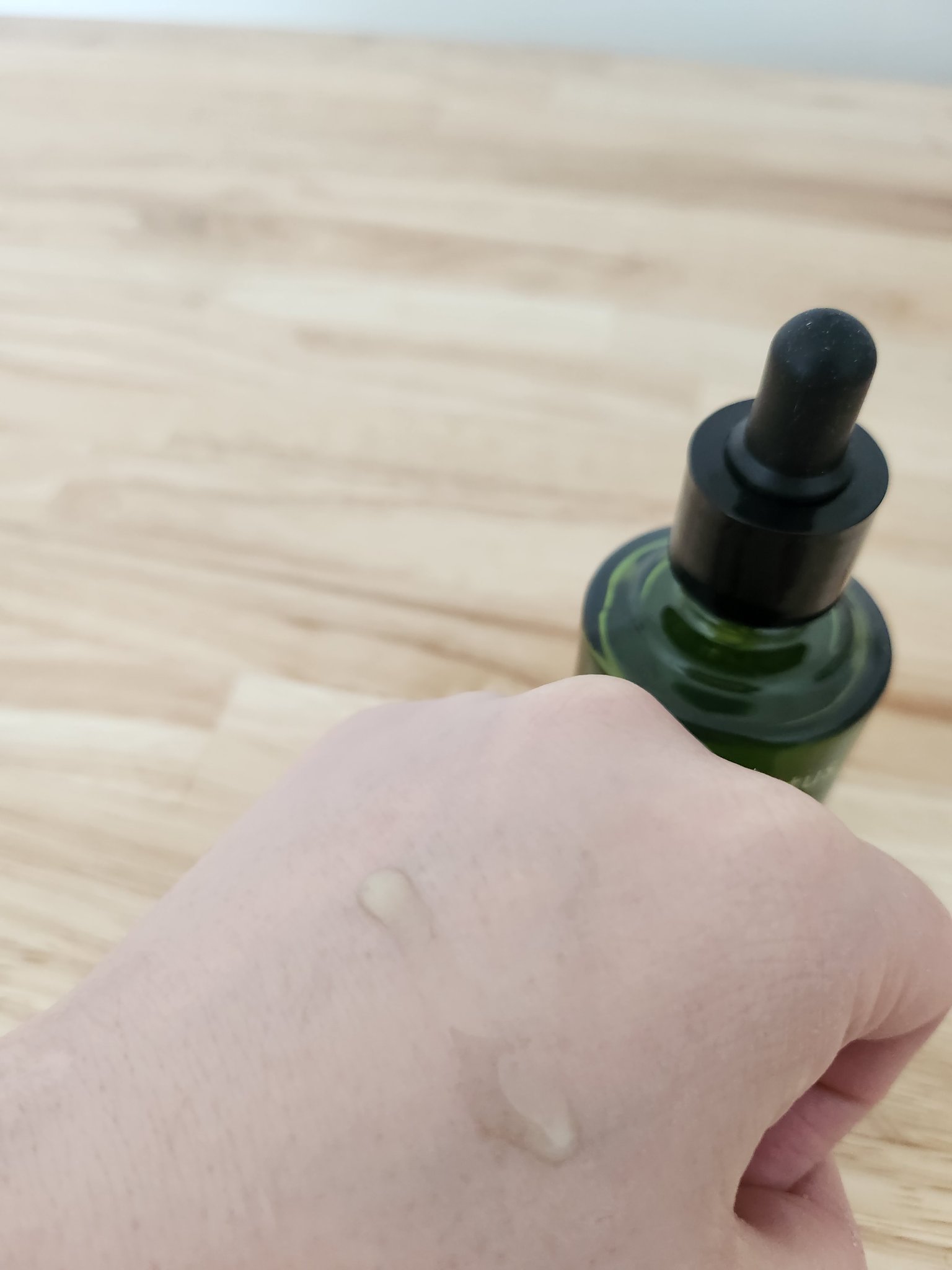 サボテンバウンシーセラム/WHAMISA/美容液を使ったクチコミ（3枚目）