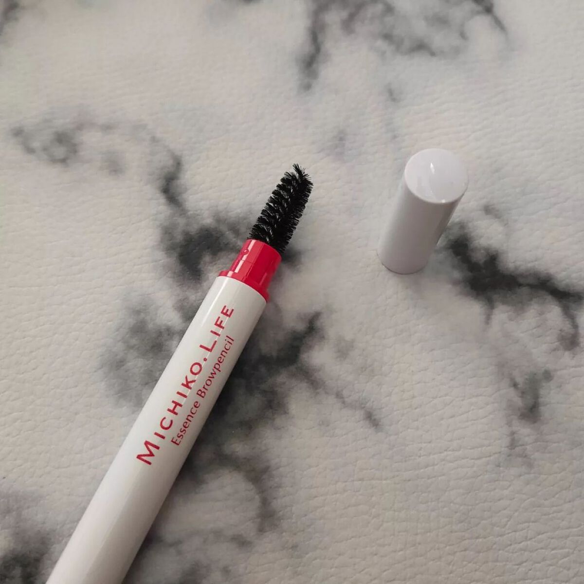 エッセンスブロウペンシル/MICHIKO.LIFE/アイブロウペンシルを使ったクチコミ(2枚目)
