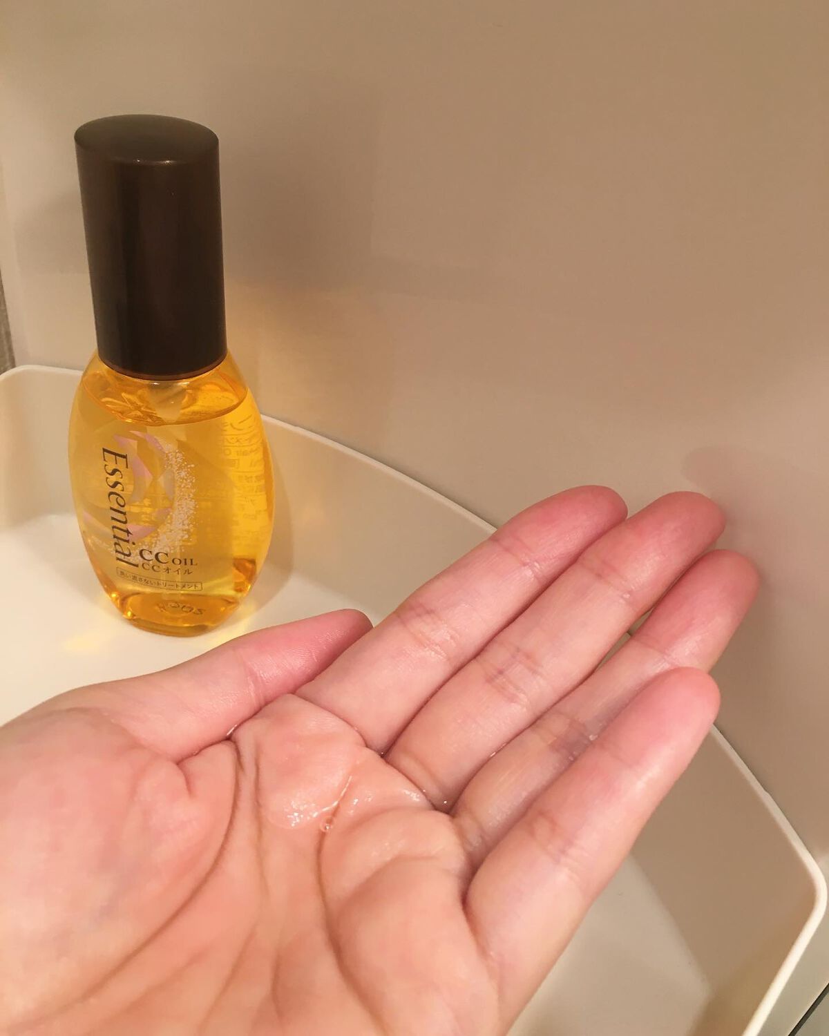 CCオイル/エッセンシャル/ヘアオイルを使ったクチコミ（2枚目）