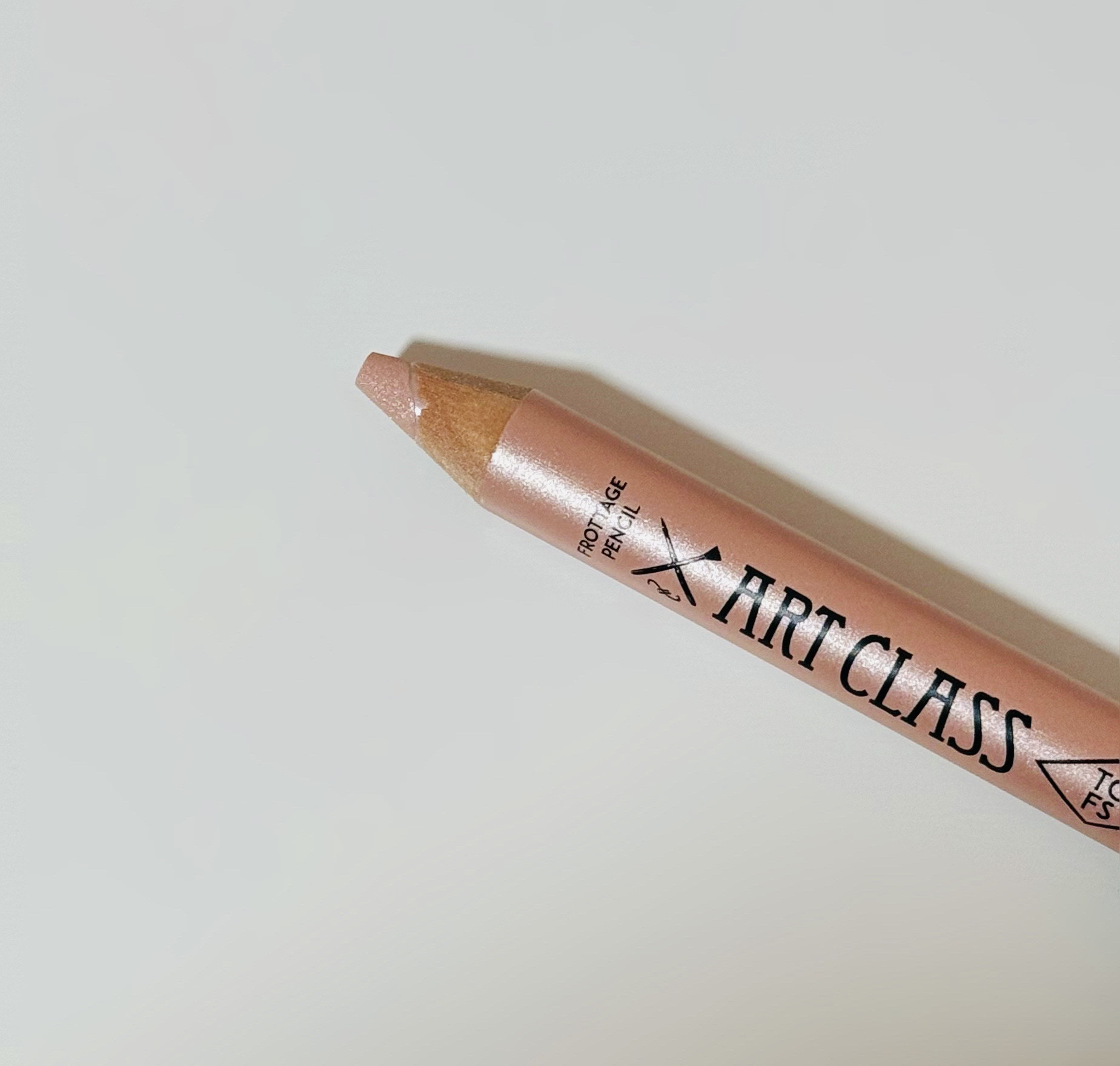 アートクラス フロッタージュペンシル/too cool for school/スティックアイシャドウを使ったクチコミ（3枚目）