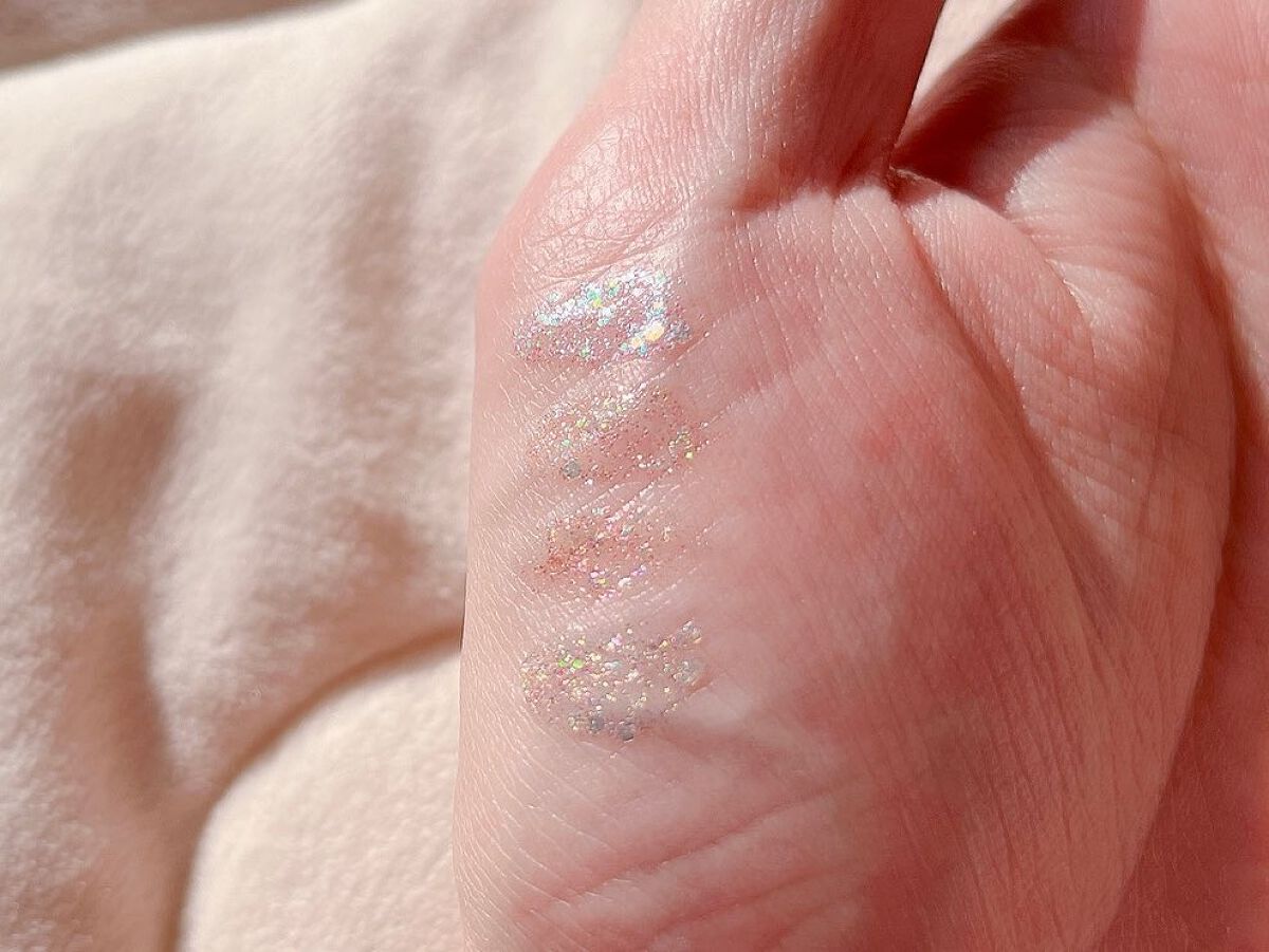 トゥインクルグリッター/VAVI MELLO/グリッターを使ったクチコミ(4枚目)