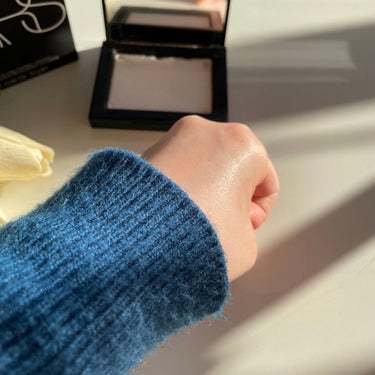 ライトリフレクティングセッティングパウダー　プレスト　N/NARS/プレストパウダーを使ったクチコミ（3枚目）