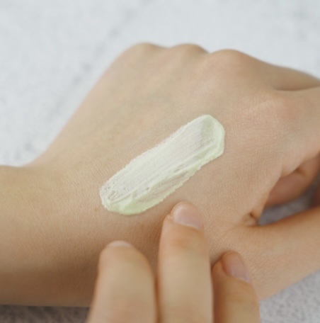 マーメイドスキンジェルUV/キャンメイク/日焼け止めジェルを使ったクチコミ（3枚目）