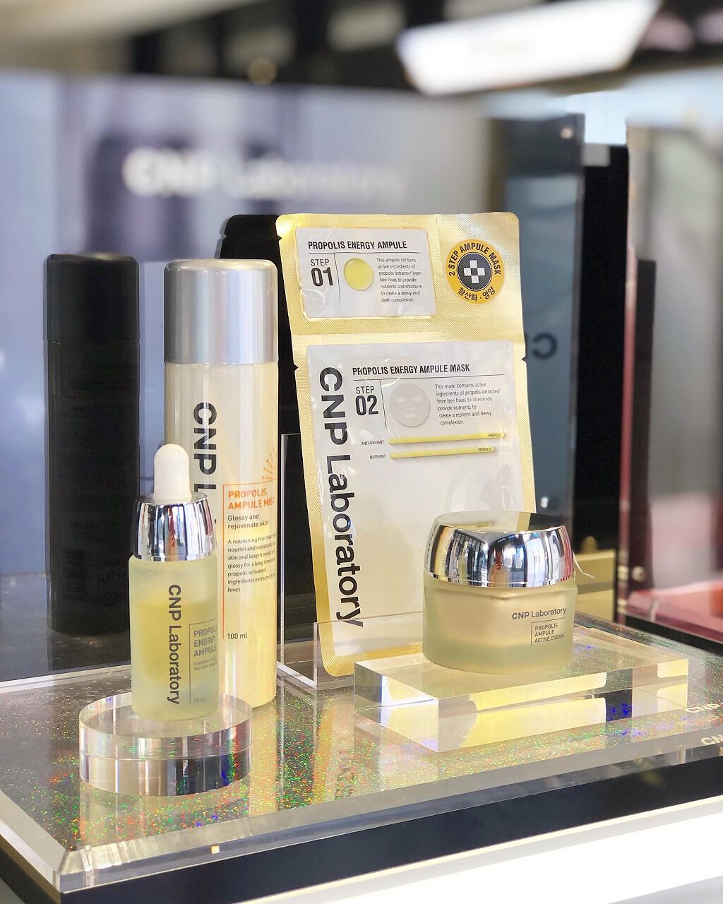 プロポリス エネルギーアンプル/CNP Laboratory/美容液を使ったクチコミ(4枚目)
