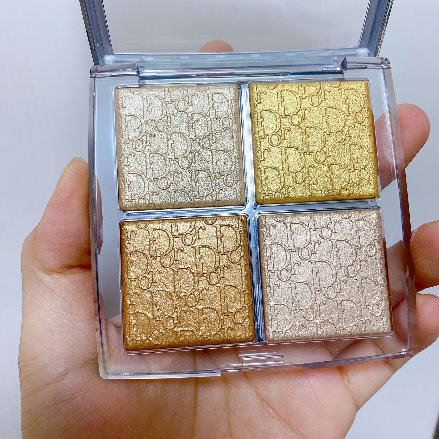 ディオール バックステージ フェイス グロウ パレット/Dior/ハイライトを使ったクチコミ(2枚目)